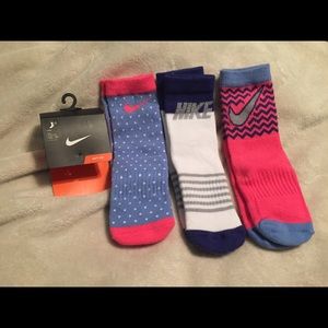 NIKE kids crew socks